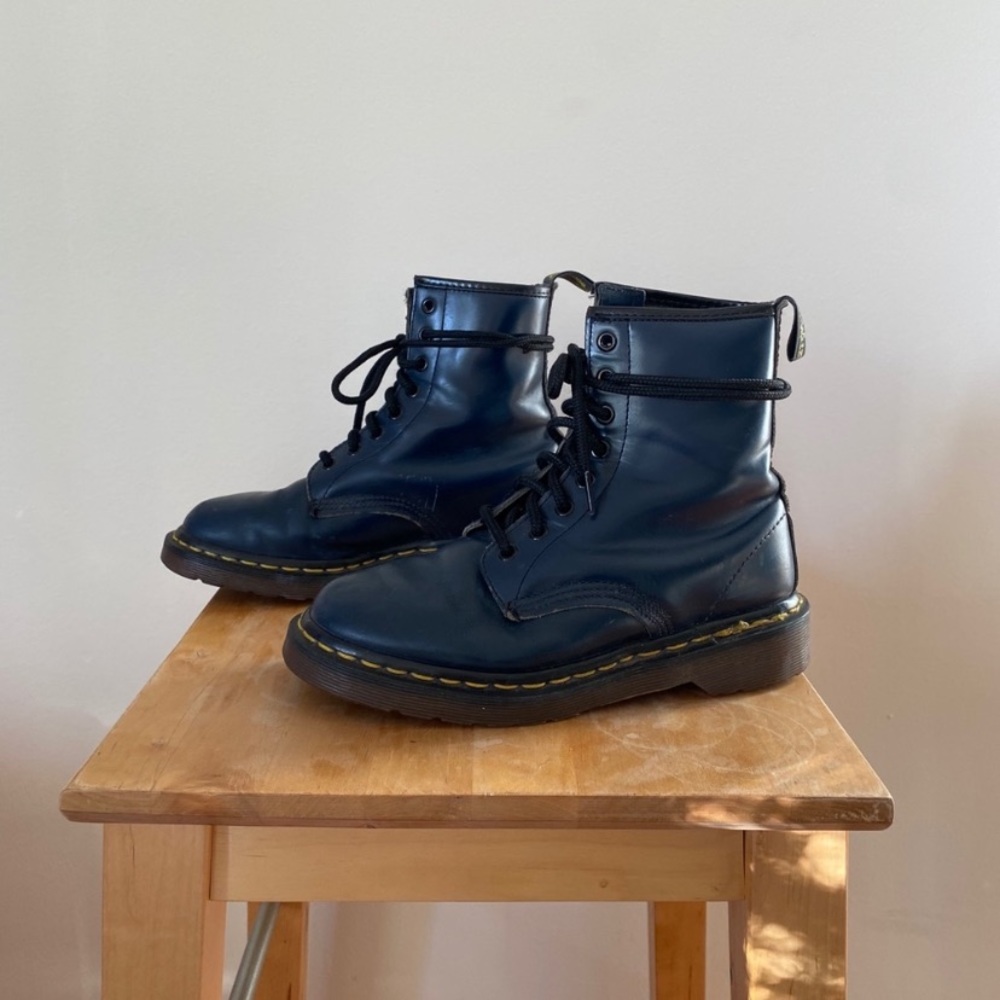 Vintage NVY BLU Dr. Martens